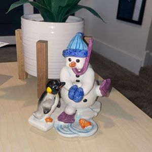 Goebel Snorkeling Snowman with Penguin Figurine; Approx 6" Tall